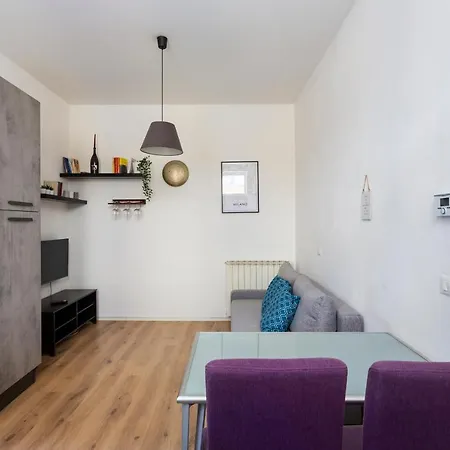 The Place, Your Place To Be - Via Tadino Apartamento *